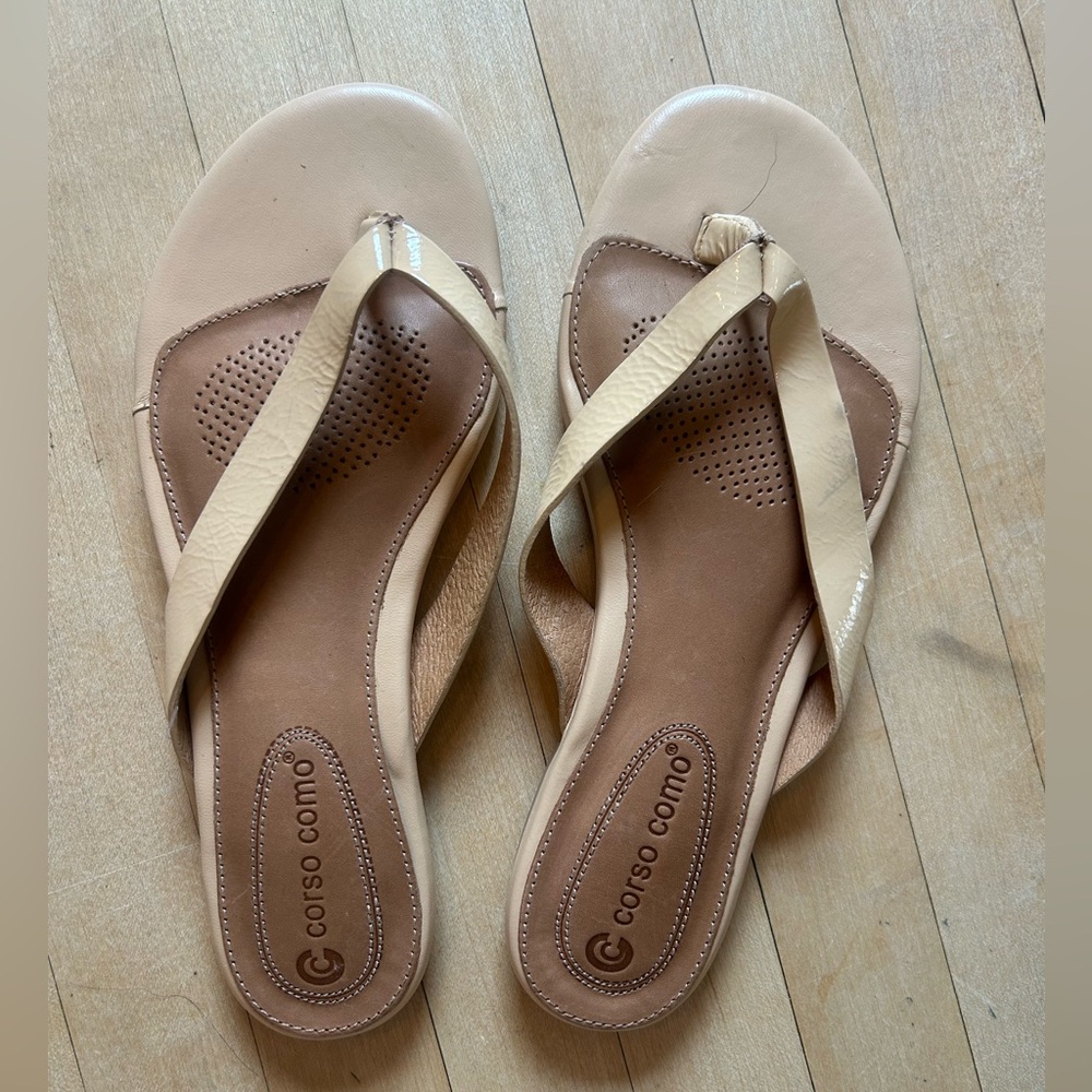 NWOB Corso Como Volley Flip Flop - Patent Nude 6